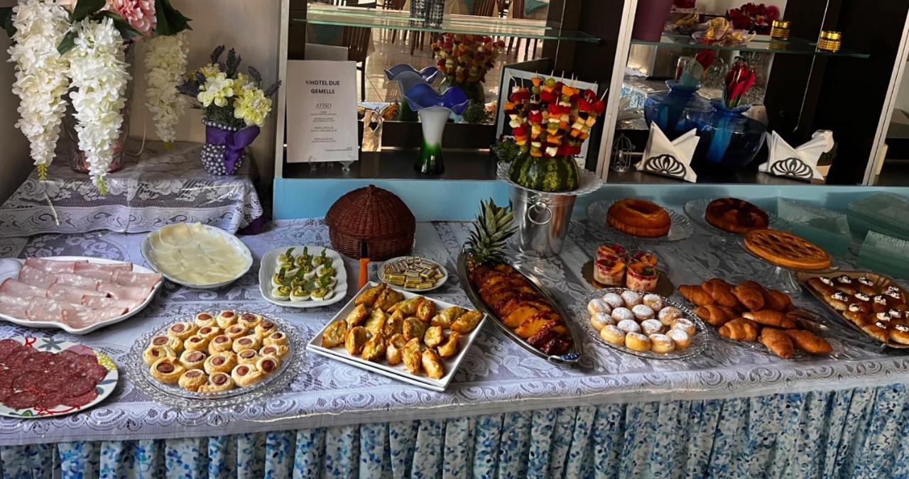 Due Gemelle Otel Rimini Dış mekan fotoğraf