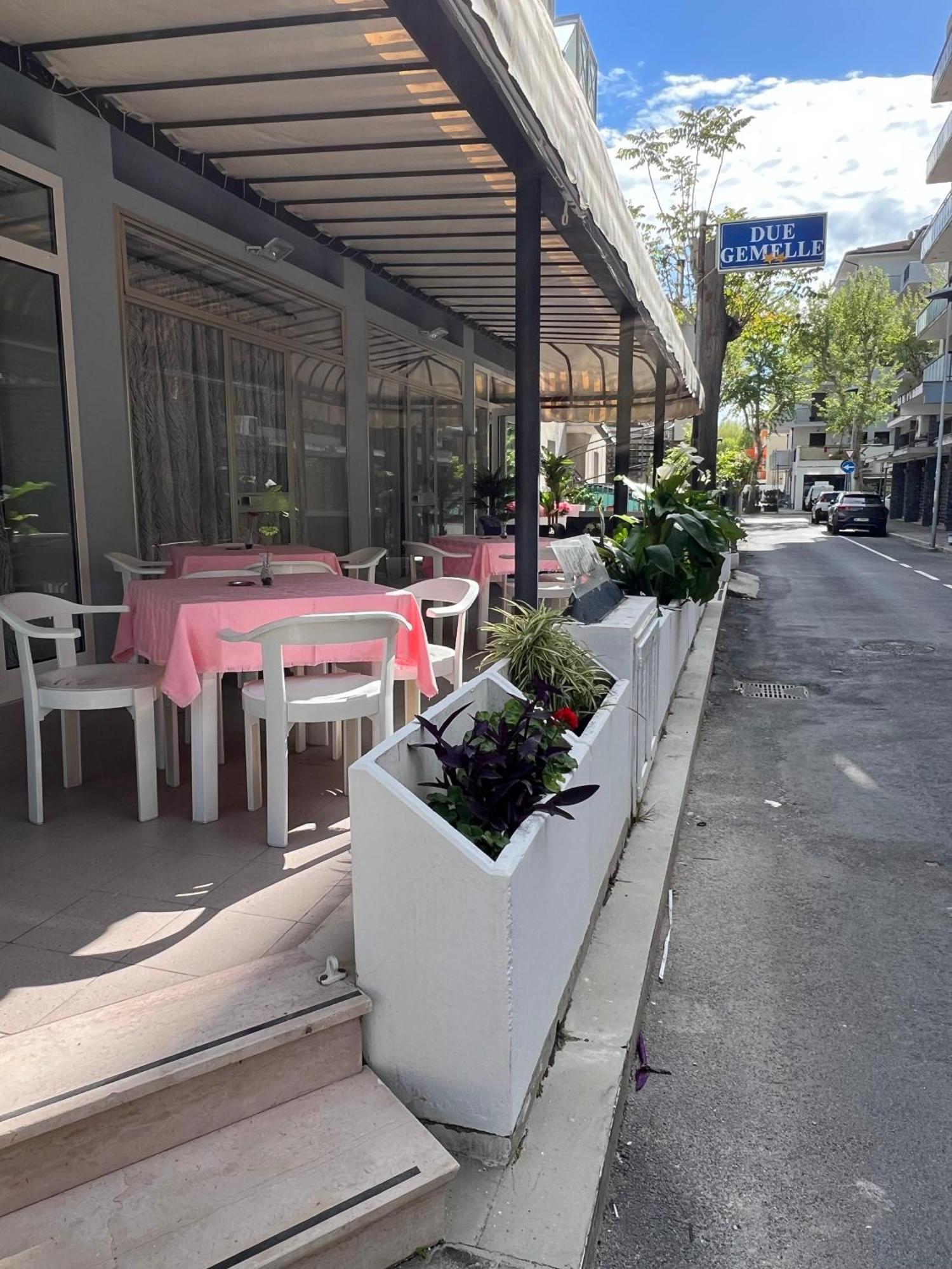 Due Gemelle Otel Rimini Dış mekan fotoğraf