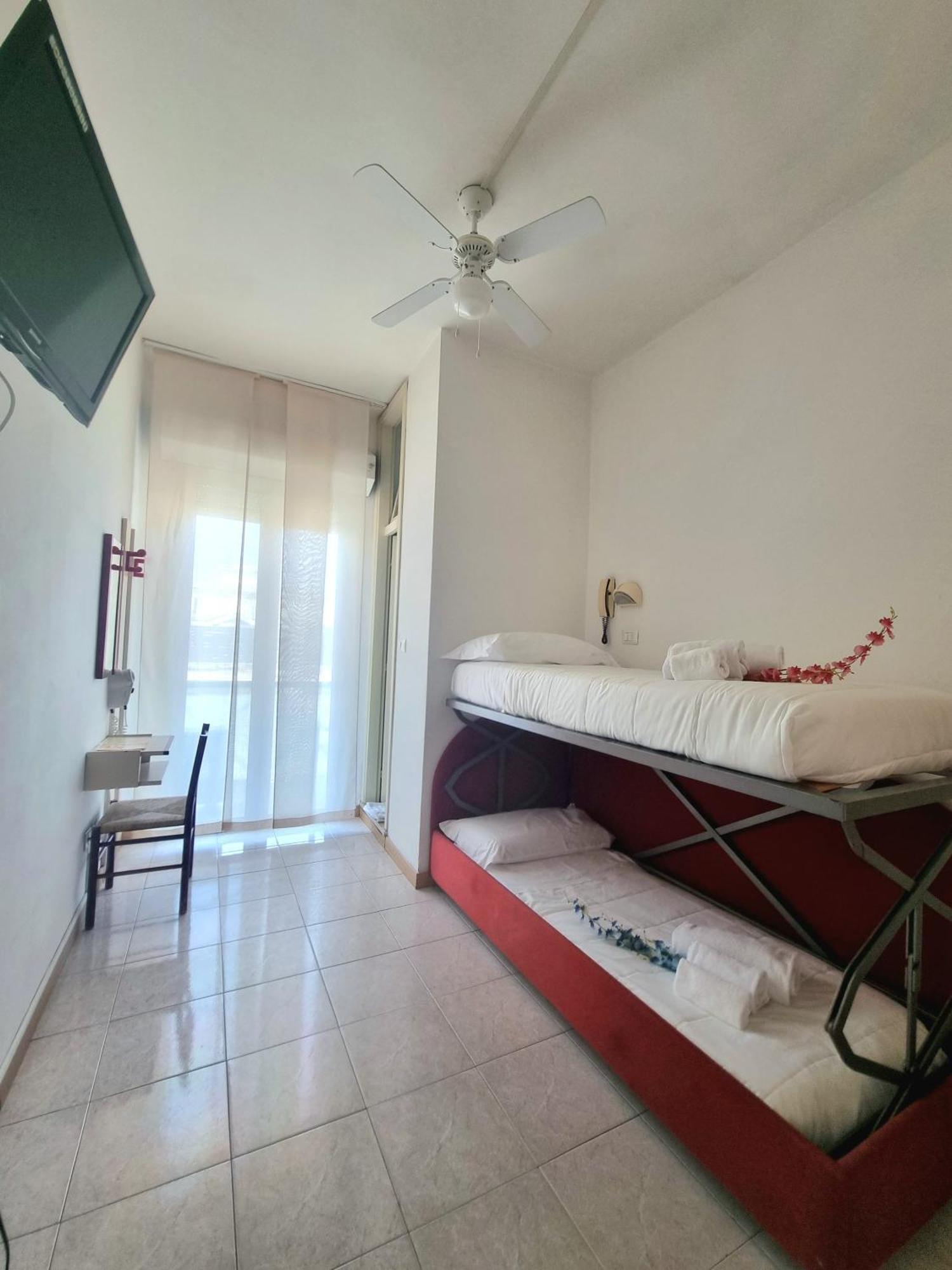 Due Gemelle Otel Rimini Dış mekan fotoğraf