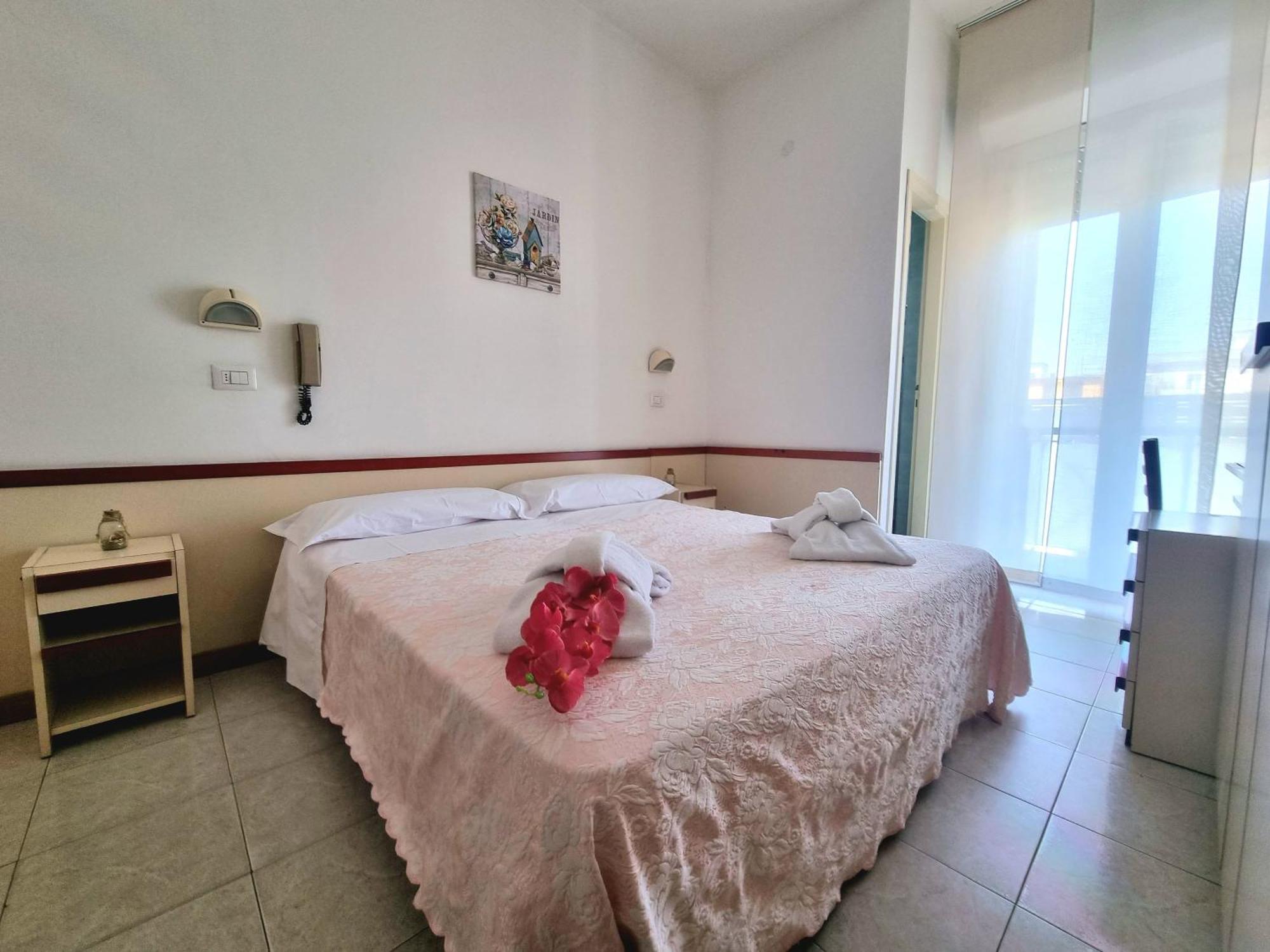 Due Gemelle Otel Rimini Dış mekan fotoğraf