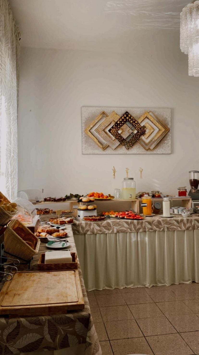 Due Gemelle Otel Rimini Dış mekan fotoğraf