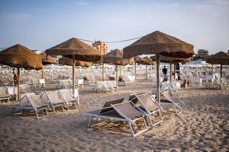 Due Gemelle Otel Rimini Dış mekan fotoğraf